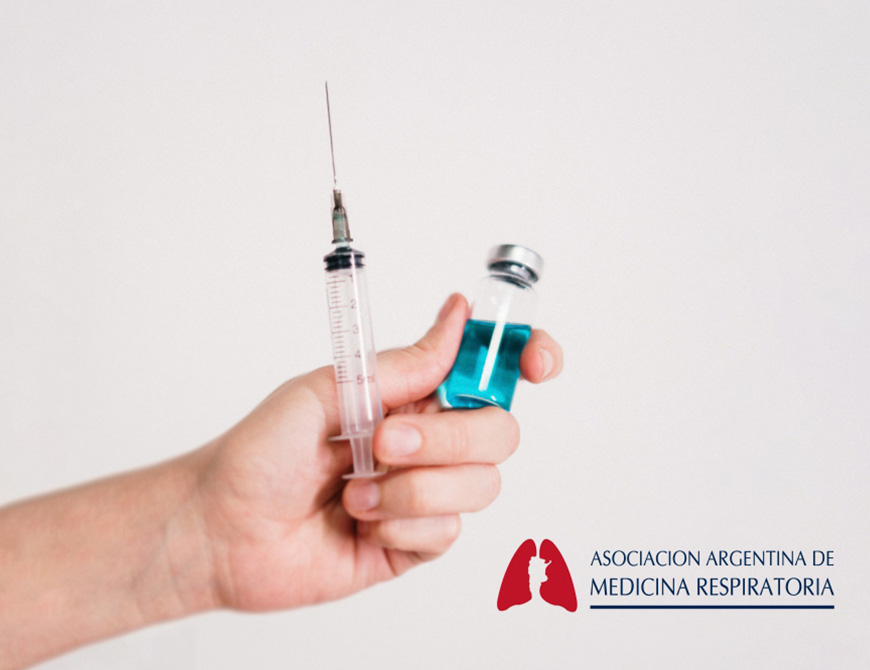 Policlinica Constitucion - Cómo interactúan la Vacuna Antigripal y para COVID-19